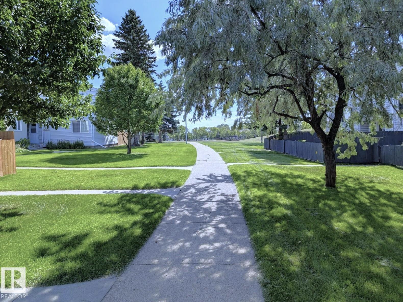 61 MCLEOD PL NW - 25