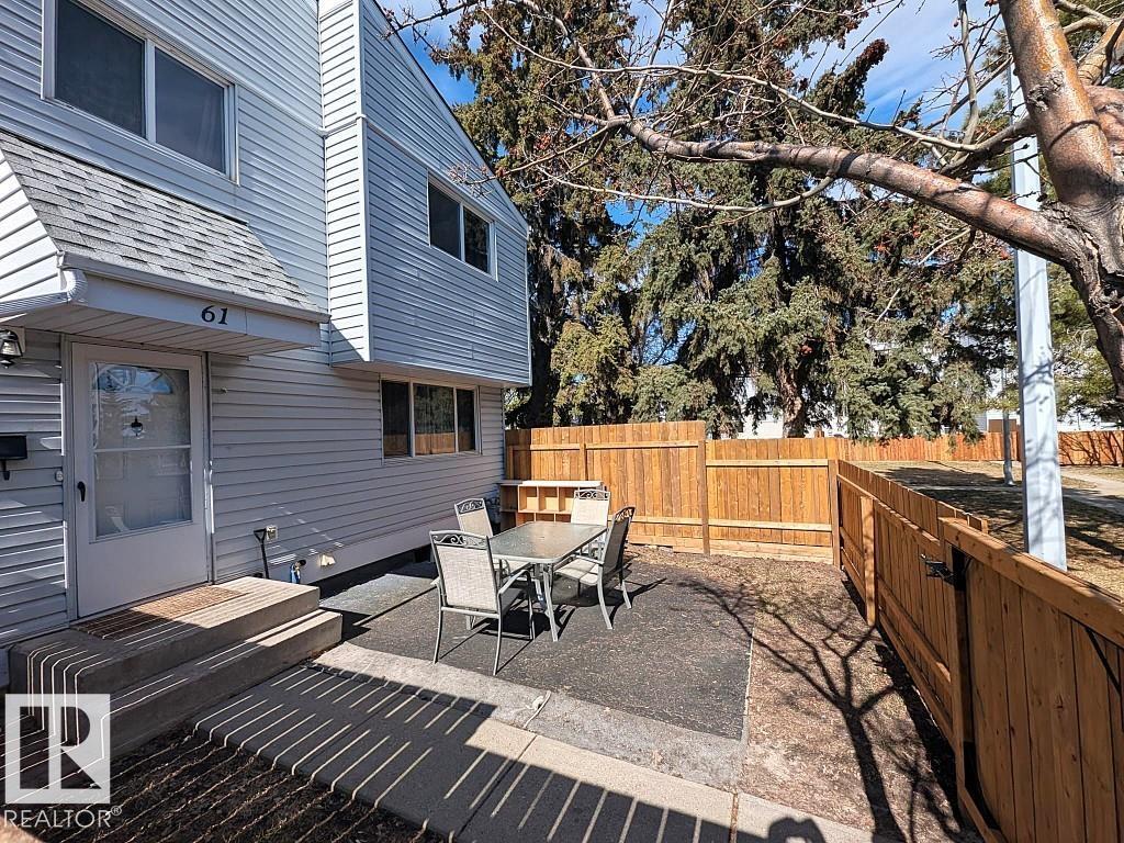 61 MCLEOD PL NW - 22