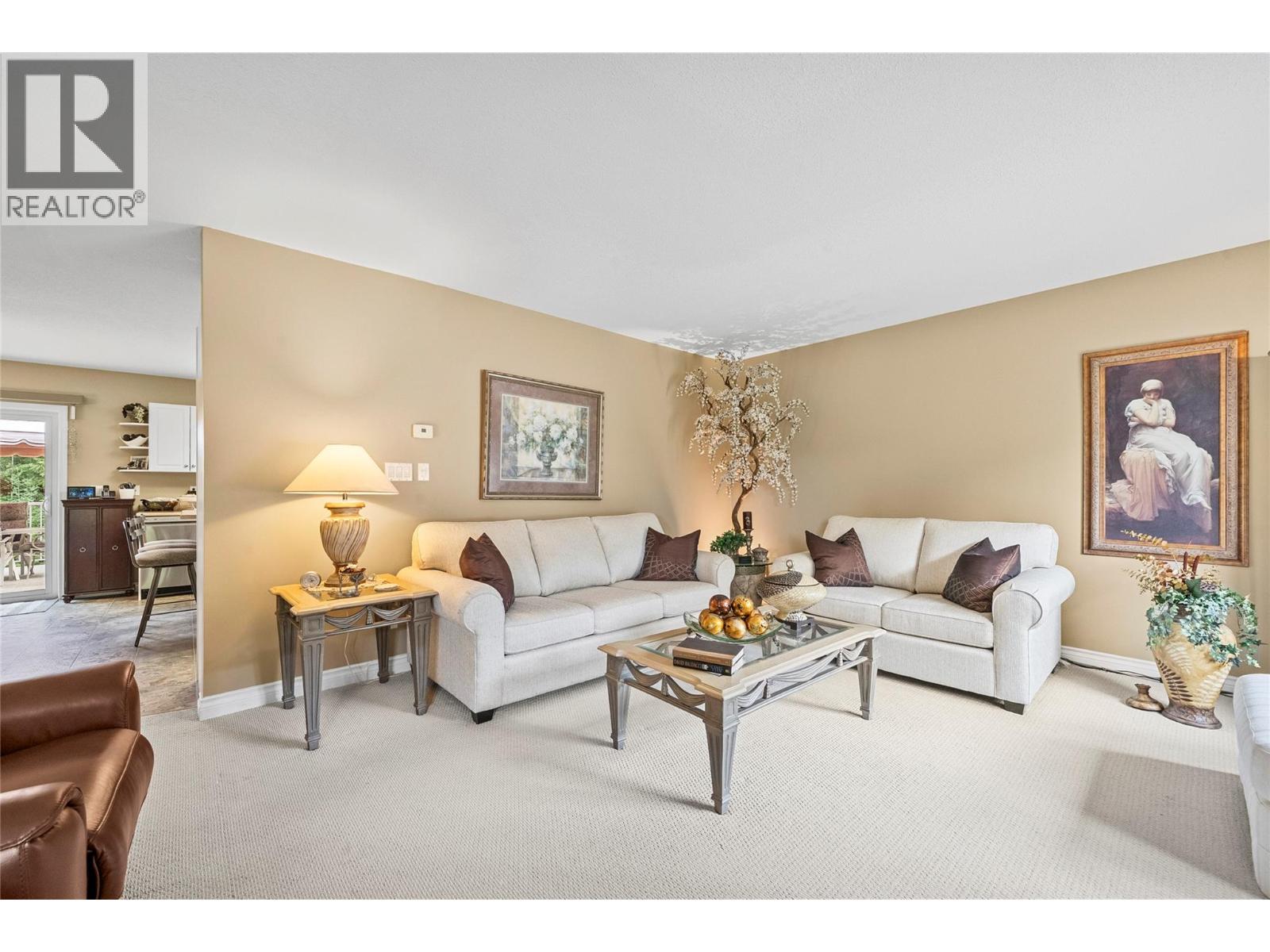 2524 Parkdale Place, Blind Bay