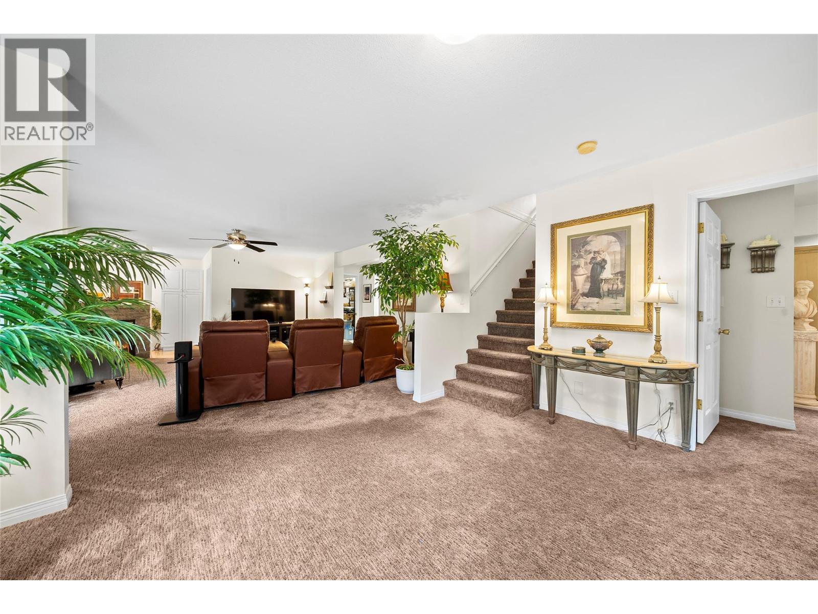 2524 Parkdale Place, Blind Bay