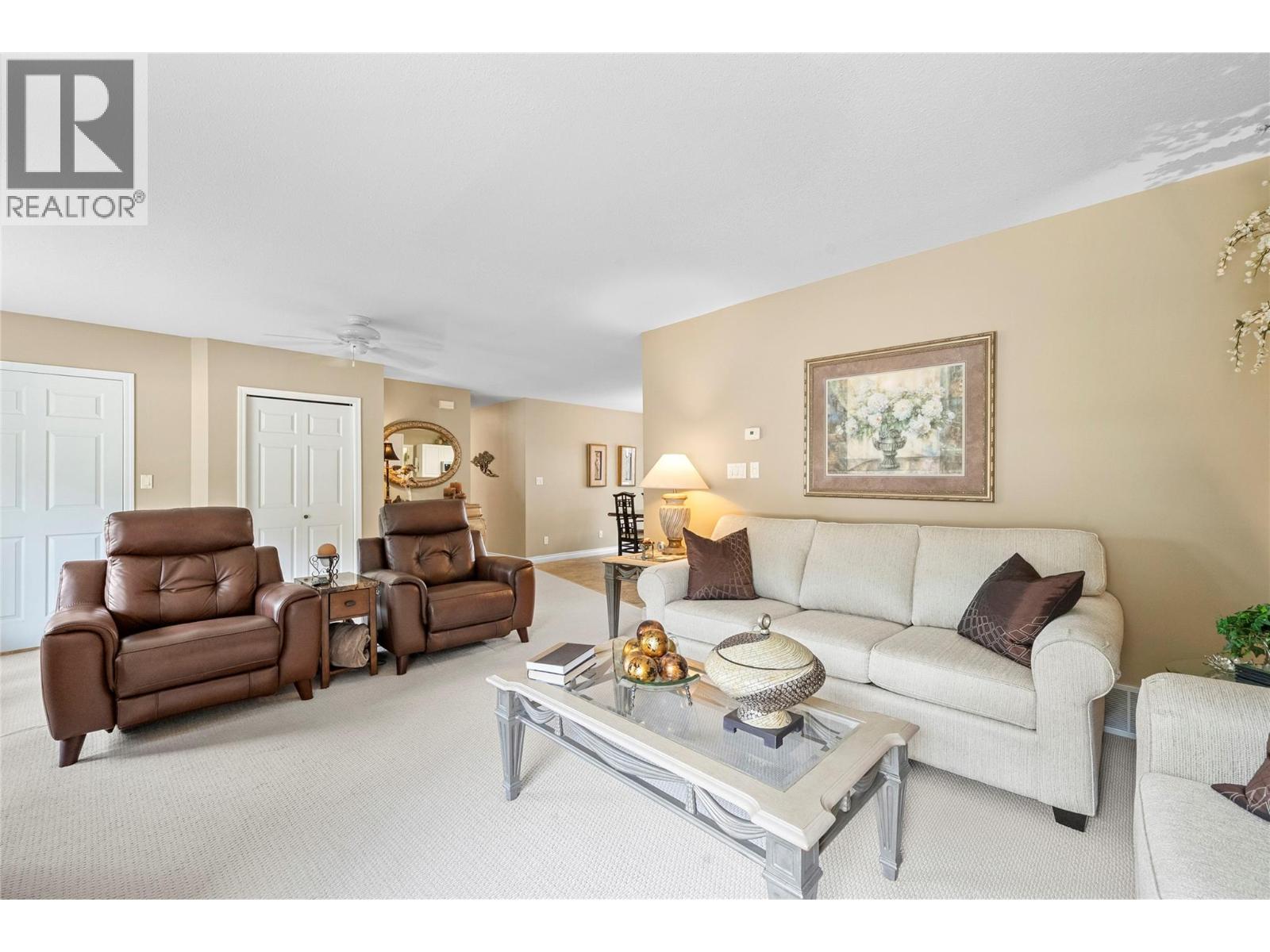2524 Parkdale Place, Blind Bay