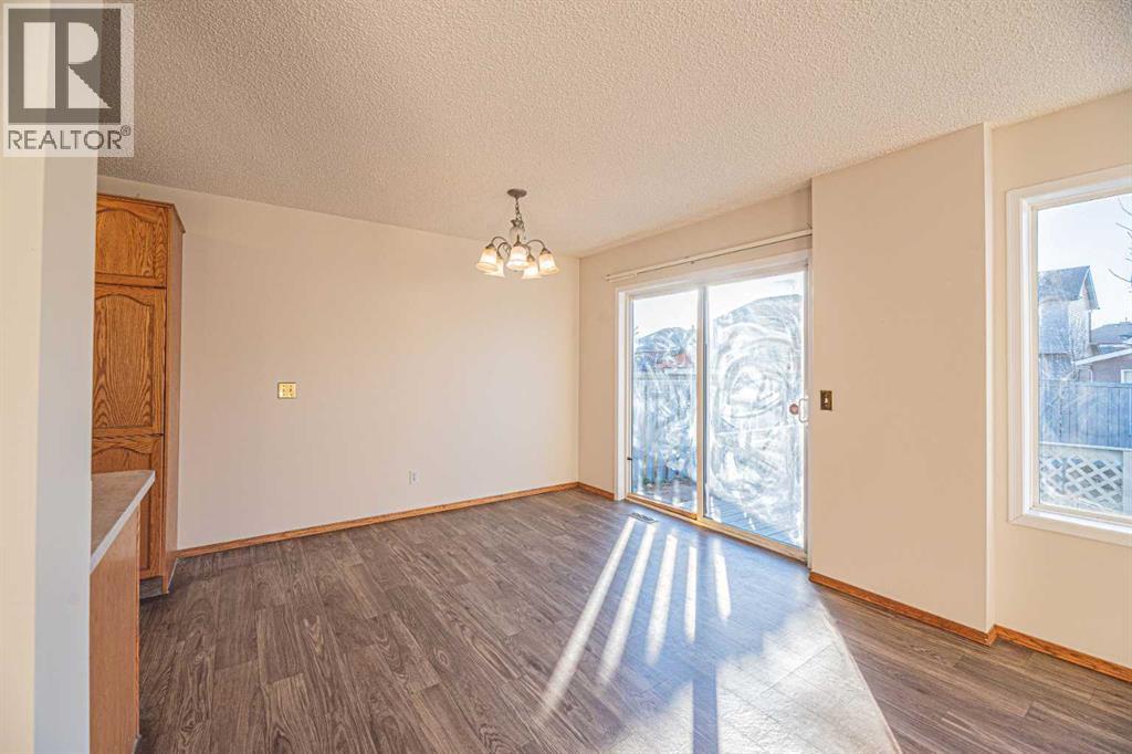 28 Martha's Meadow Place NE - 10
