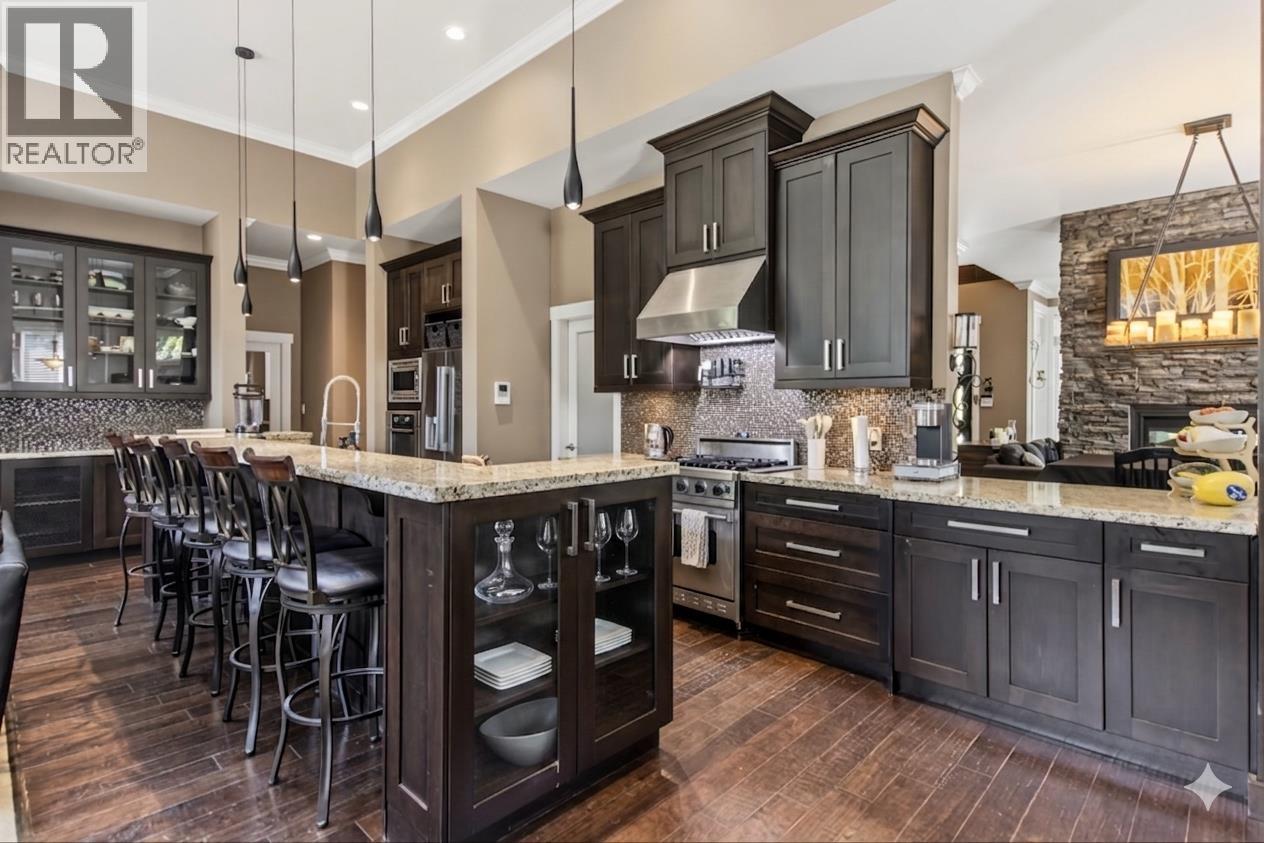 3 1355 DEPOT ROAD, Squamish