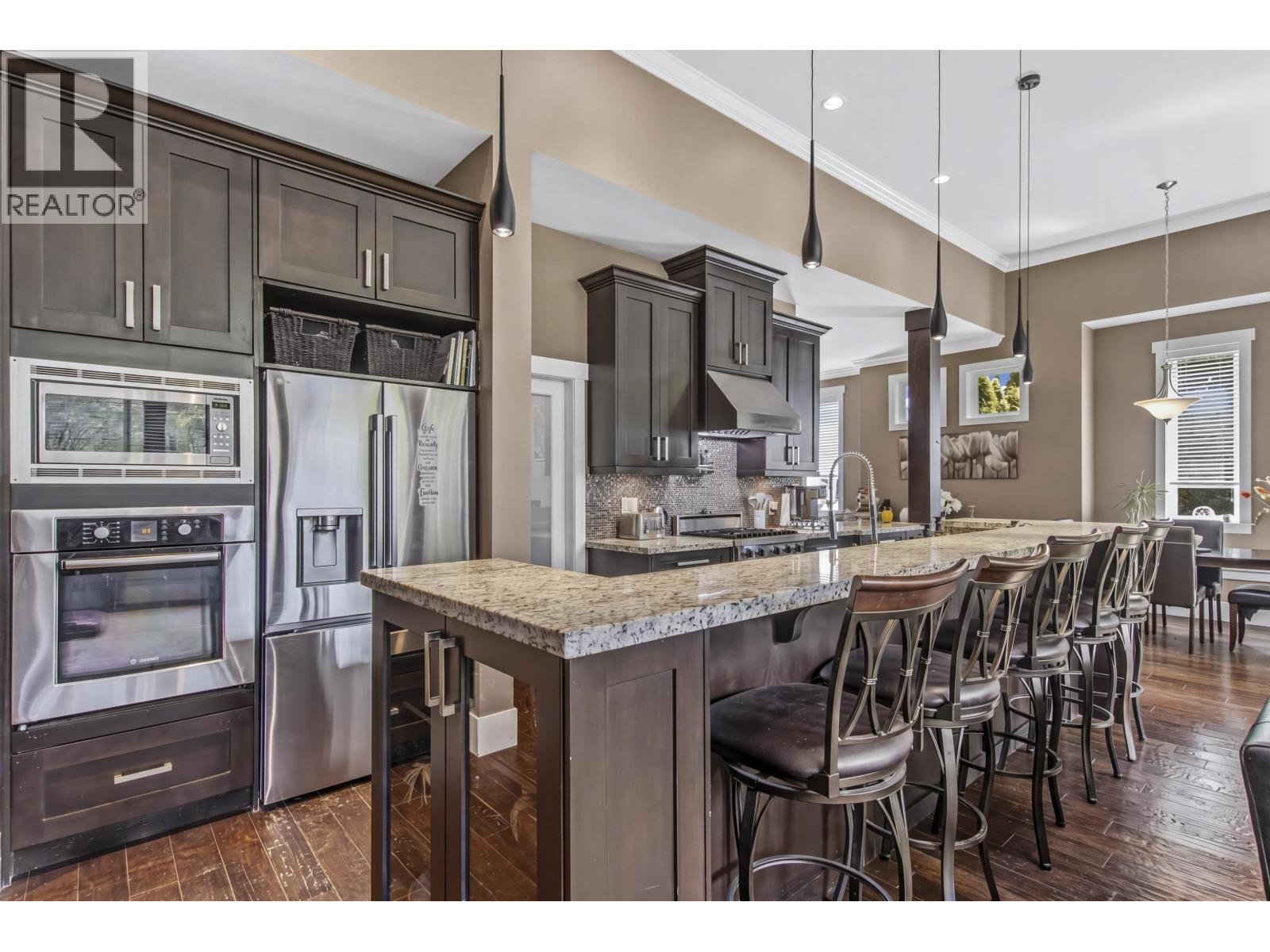 3 1355 DEPOT ROAD, Squamish