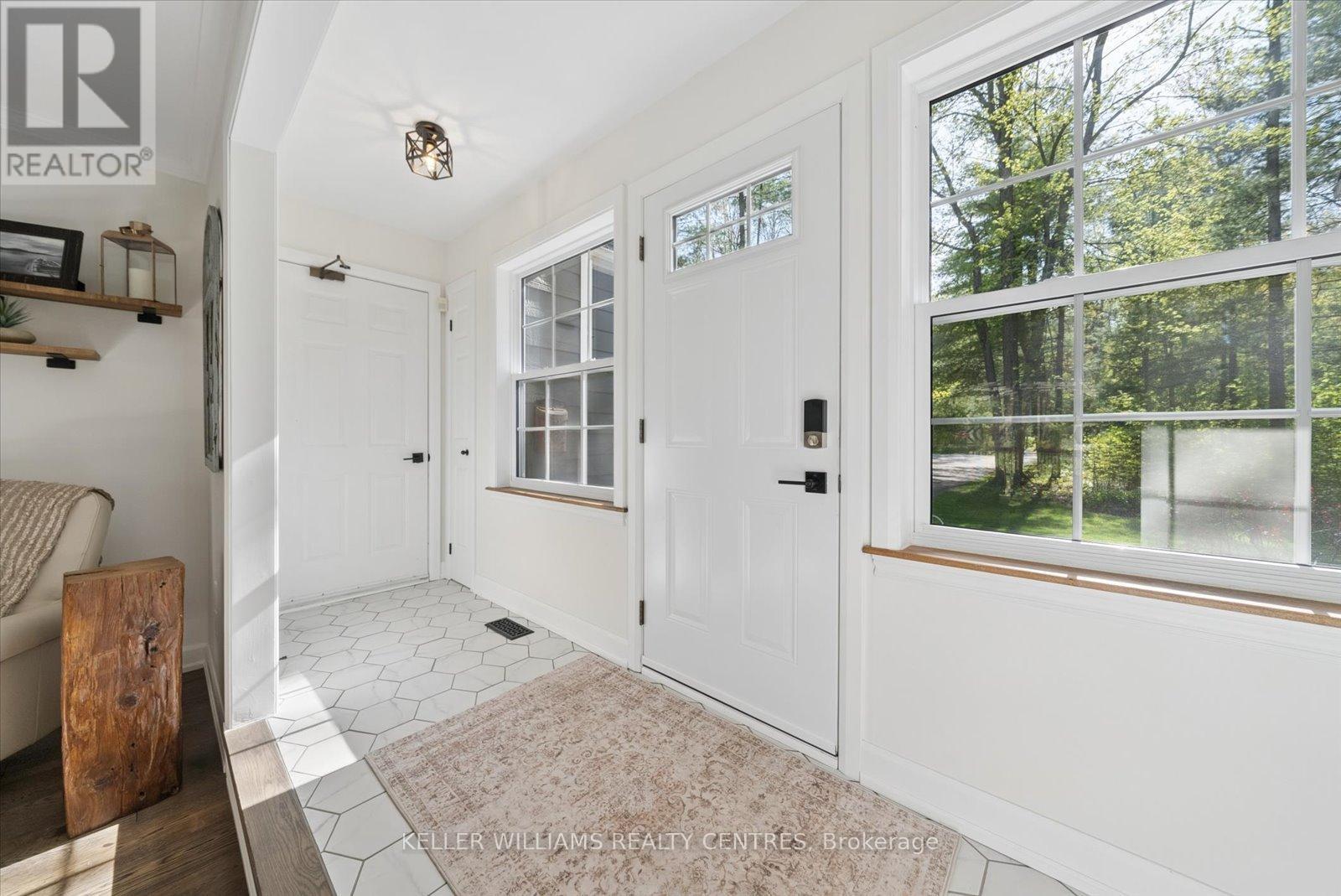 48 DEER LANE - 21