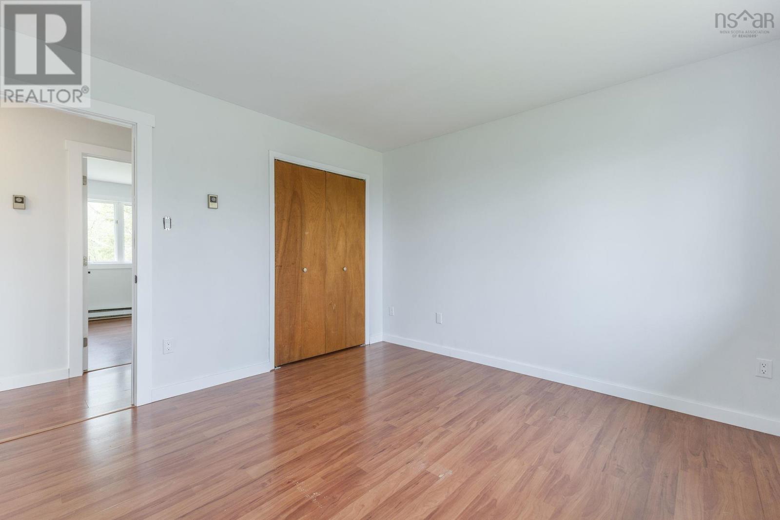 25 Blackie Road - 24