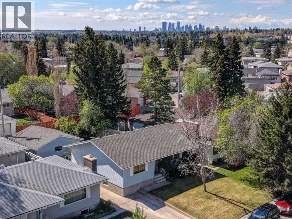 255 Huntcroft Road NE - 31