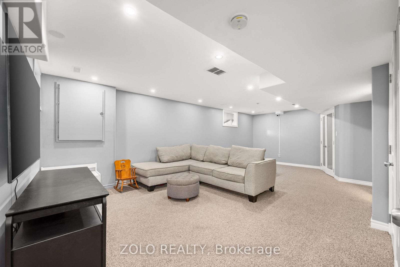 227 ROWBERRY BOULEVARD - 25