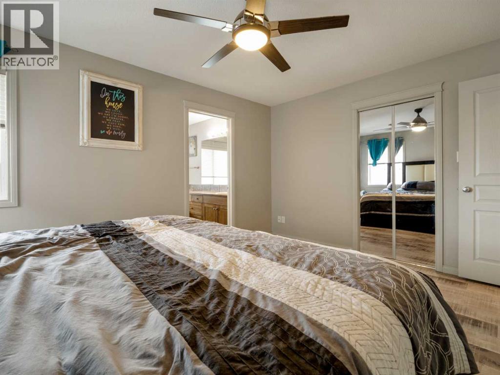 214 Firelight Crescent W - 22
