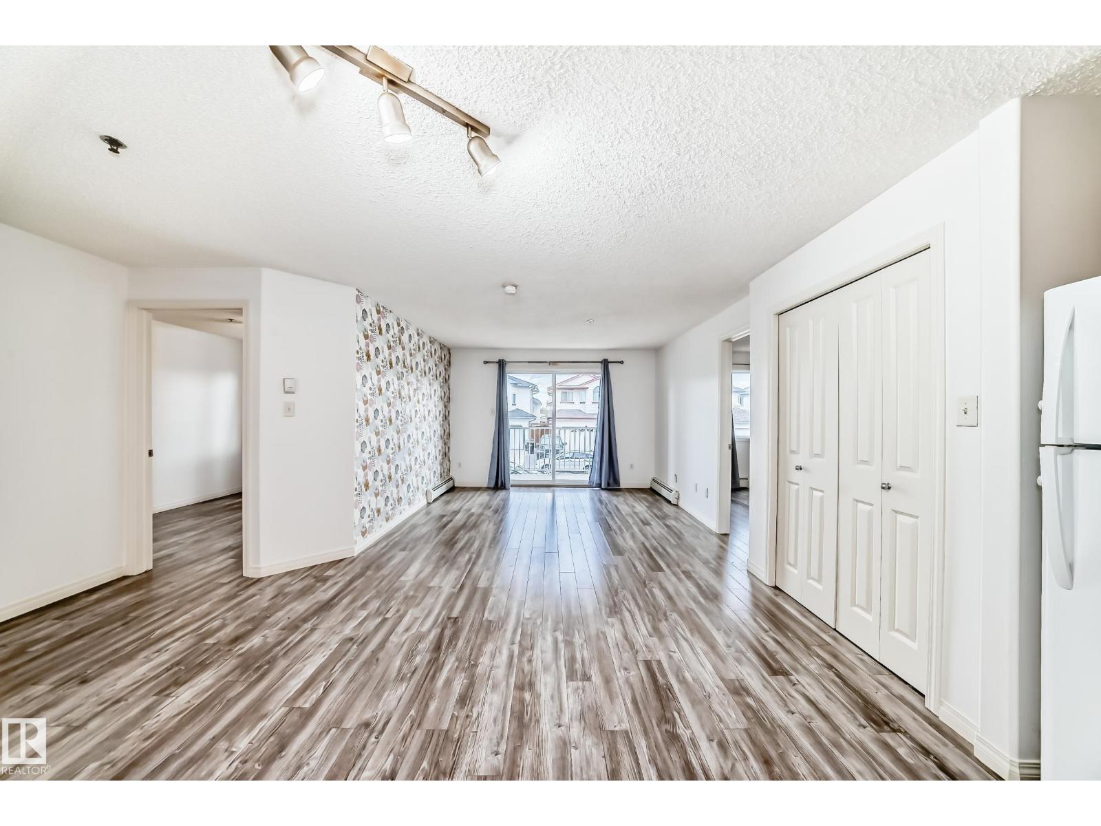 #210 2305 35A AV NW - 12
