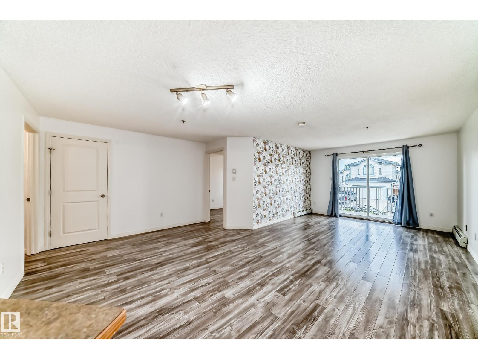 #210 2305 35A AV NW - 13