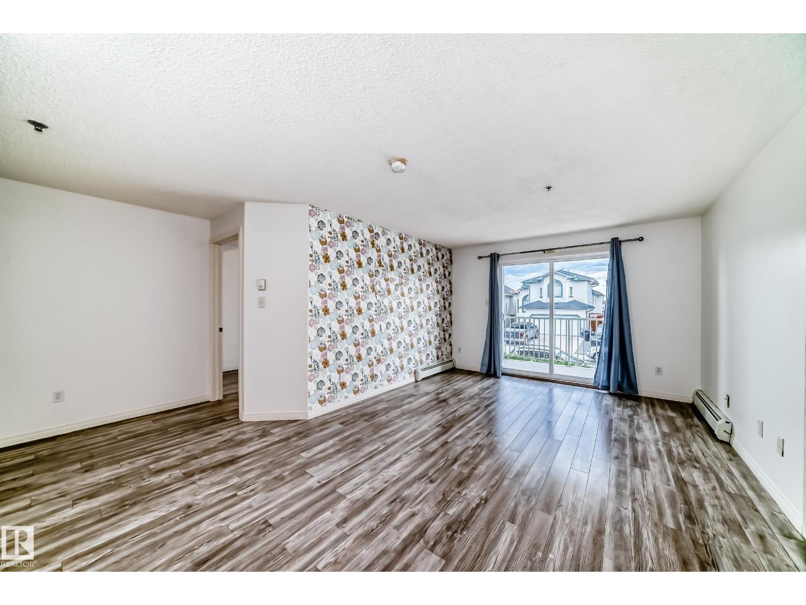 #210 2305 35A AV NW - 14
