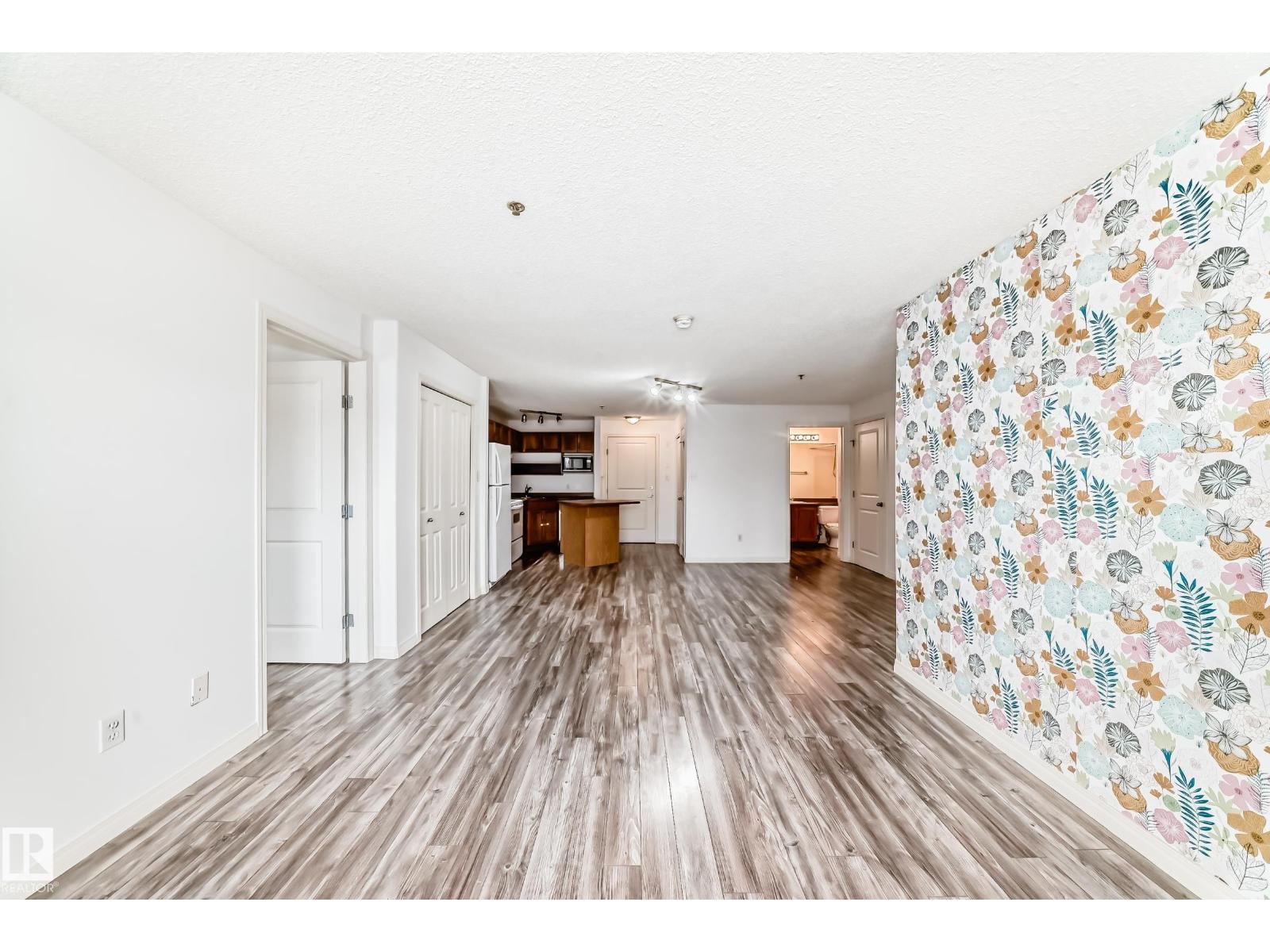 #210 2305 35A AV NW - 16