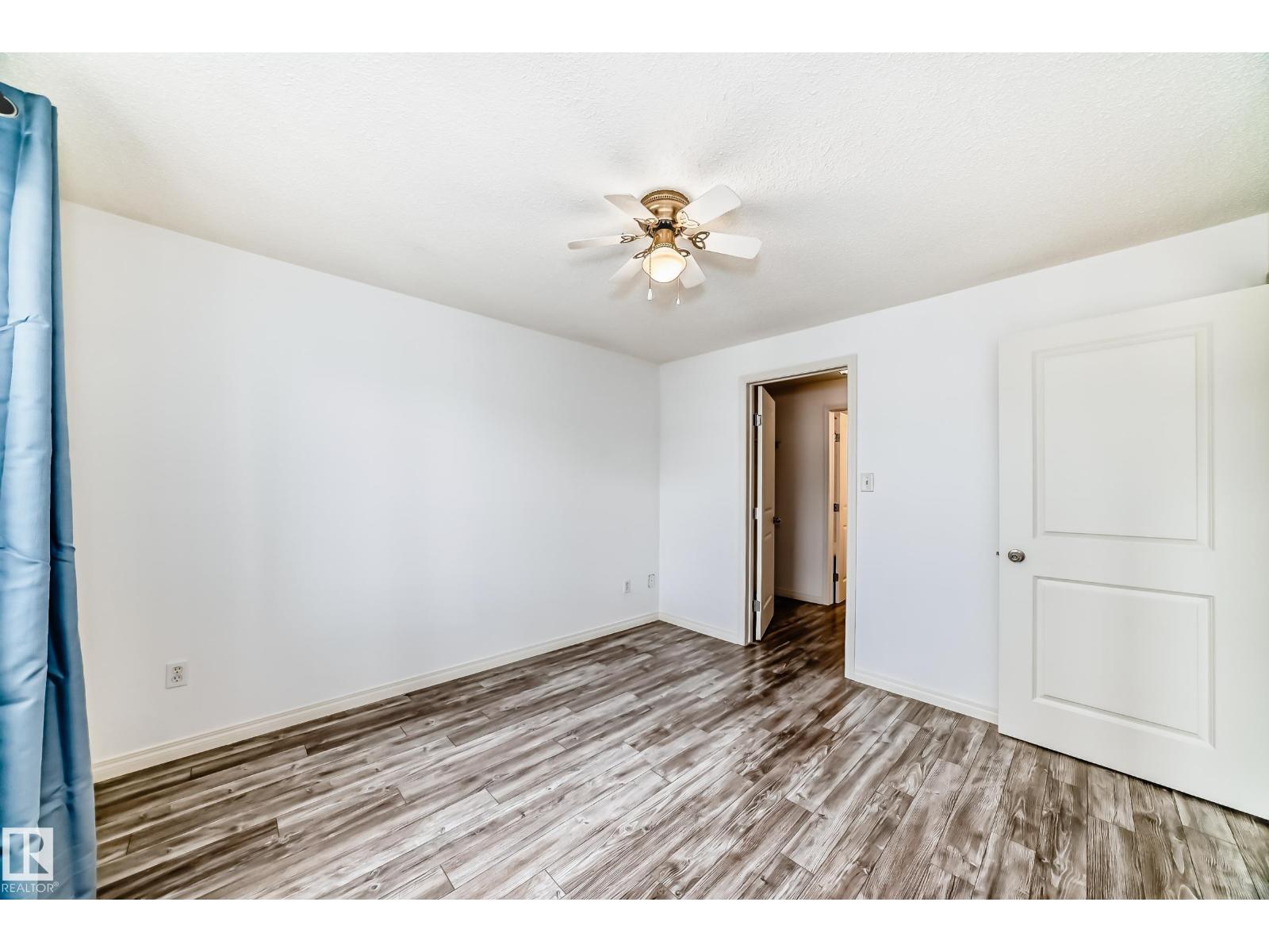 #210 2305 35A AV NW - 19
