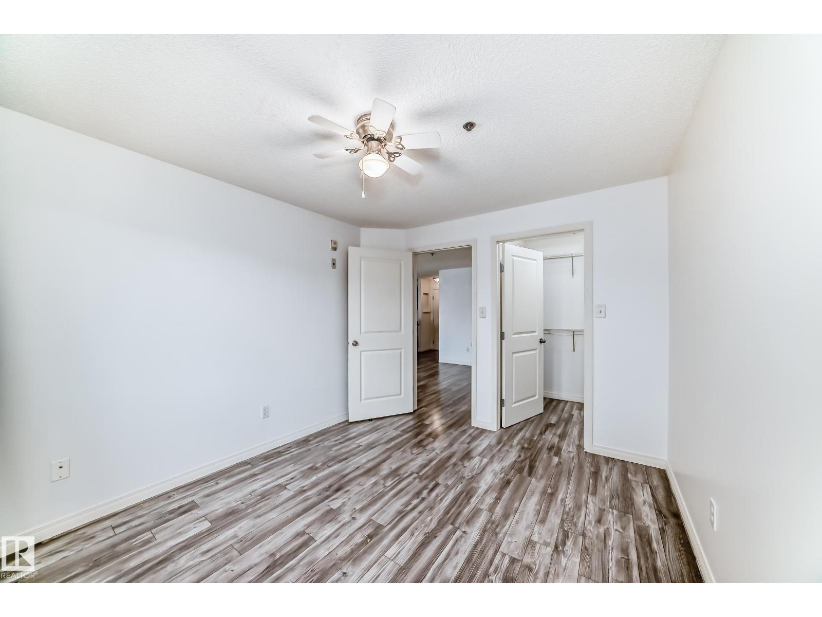 #210 2305 35A AV NW - 27