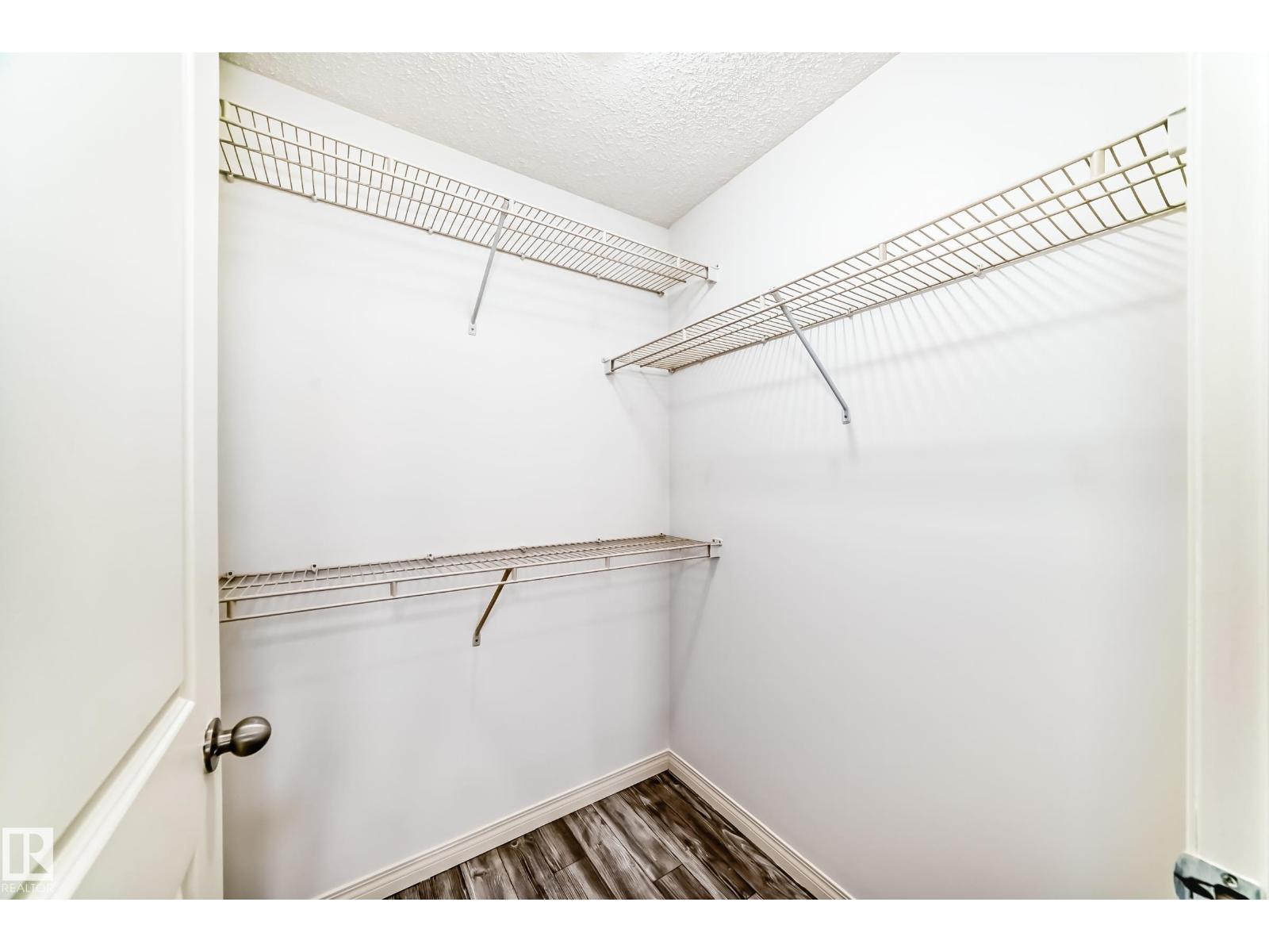 #210 2305 35A AV NW - 28