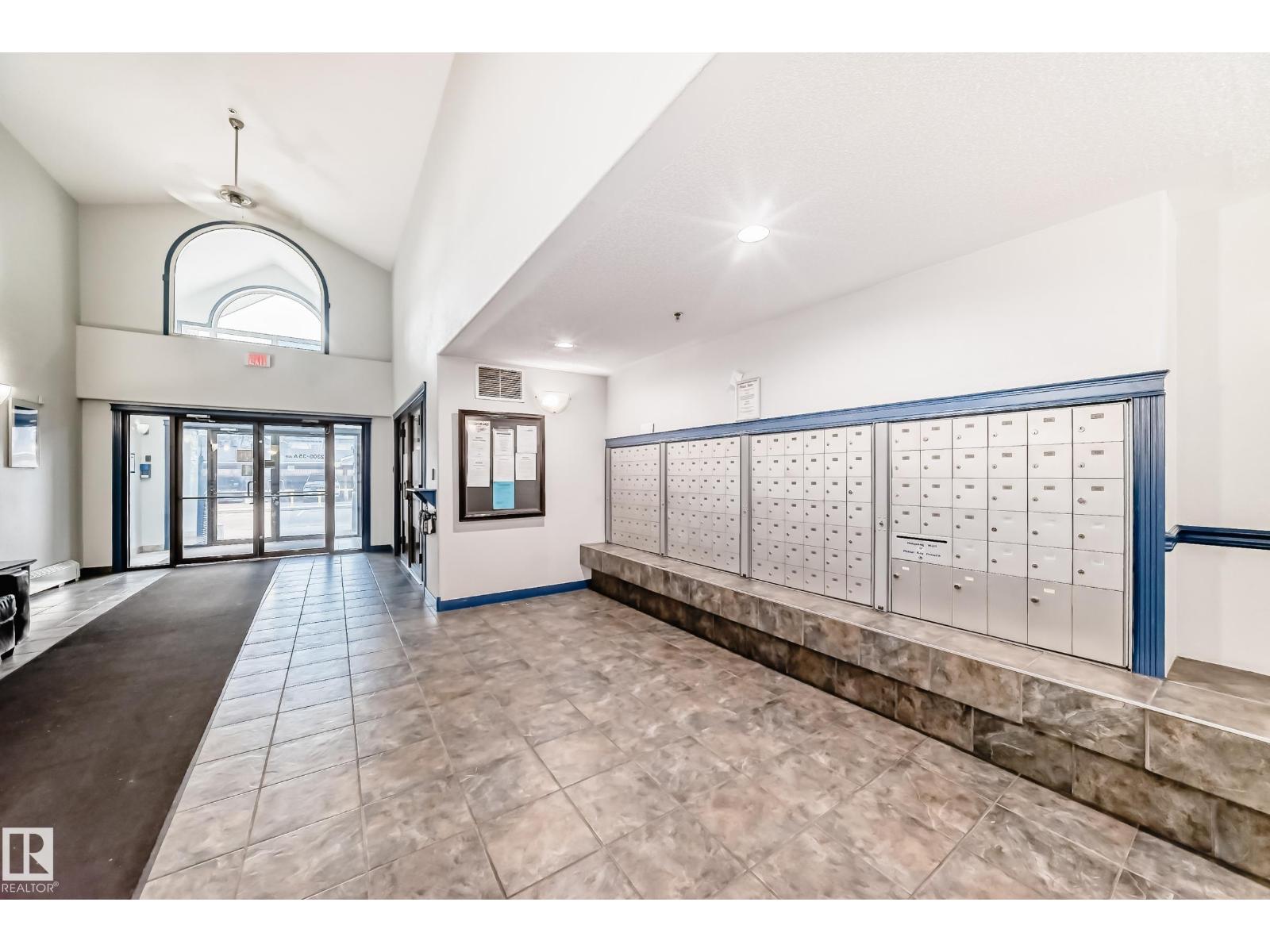 #210 2305 35A AV NW - 39