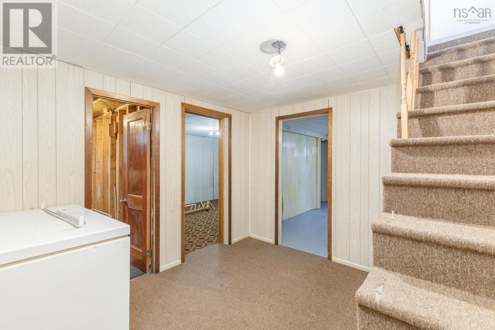301 Faulkland Street - 32