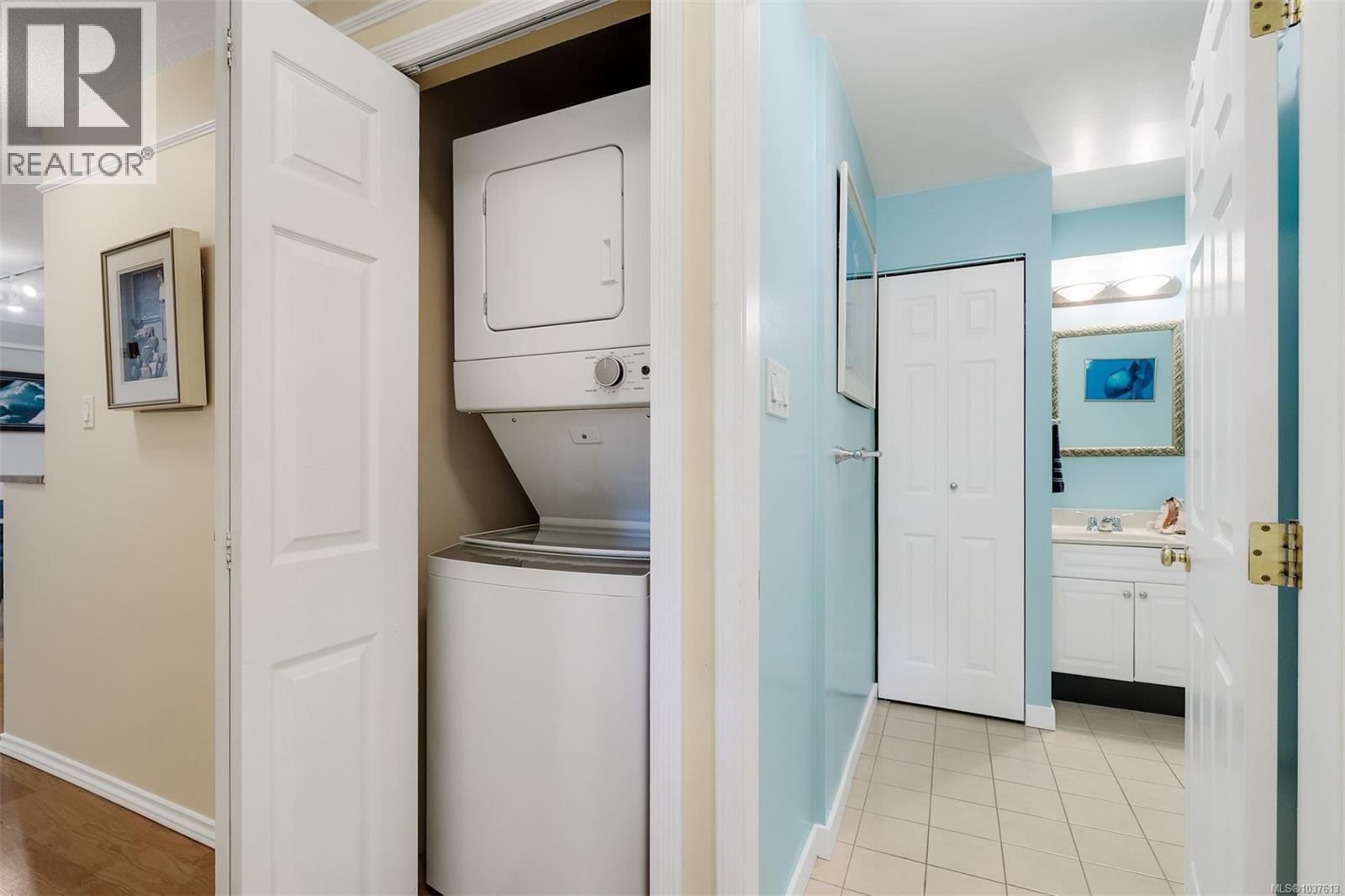 #103 4030 Quadra St - 34