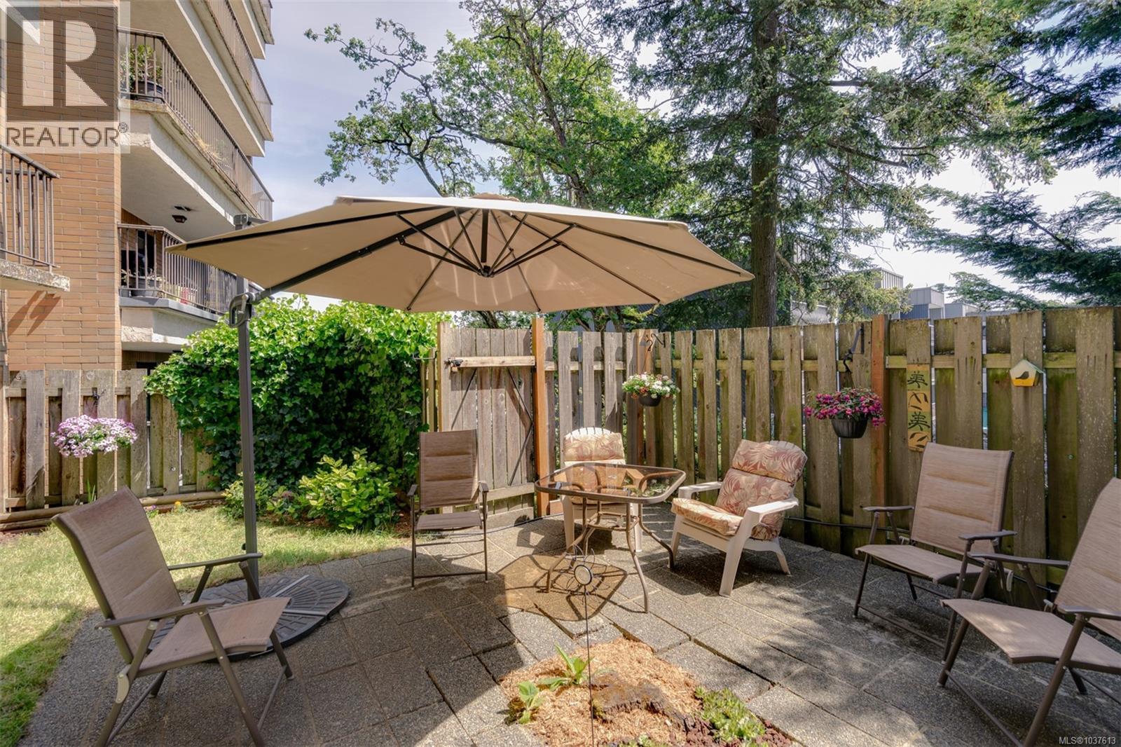 #103 4030 Quadra St - 11
