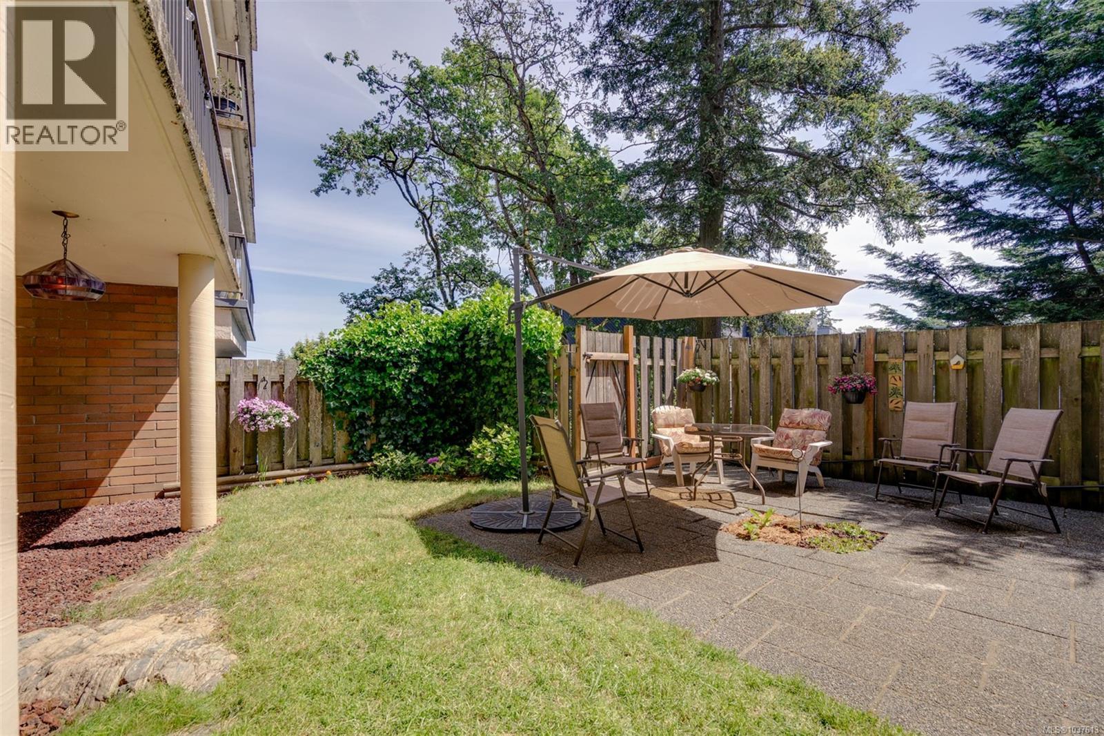103 4030 Quadra Street, Saanich