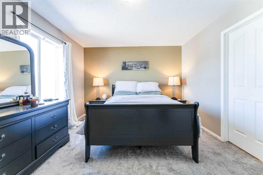 158 Citadel Meadow Gardens NW - 16
