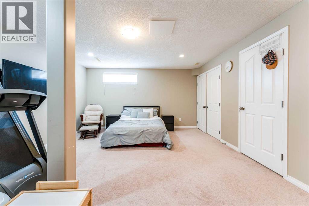 158 Citadel Meadow Gardens NW - 23