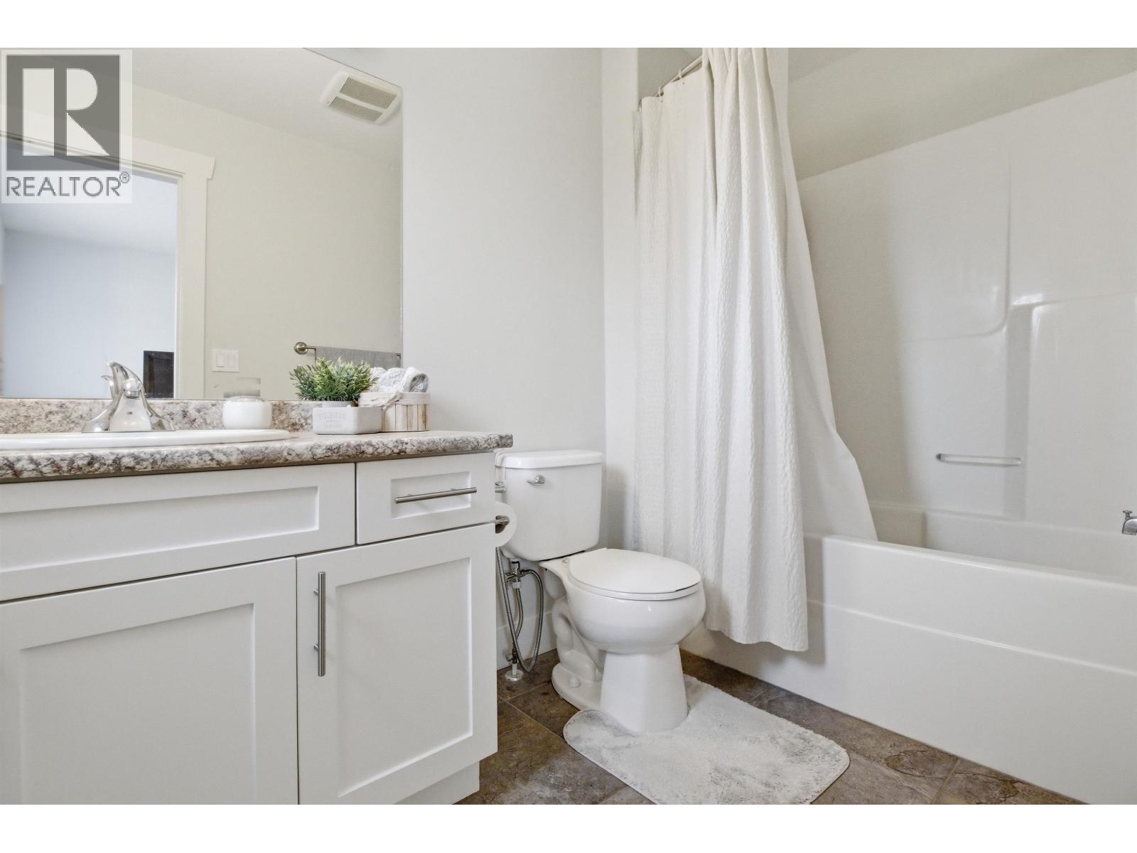 10923 105 AVENUE - 12