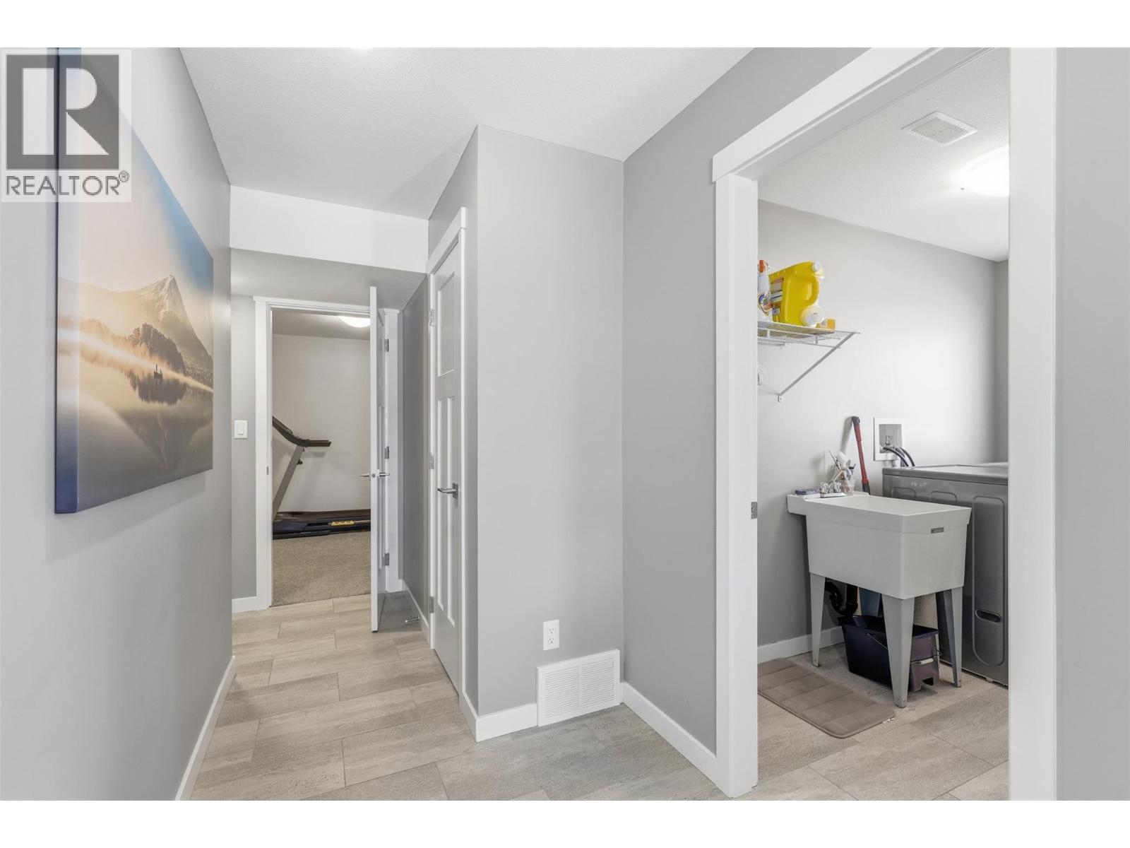2241 Saddleback Drive - 33