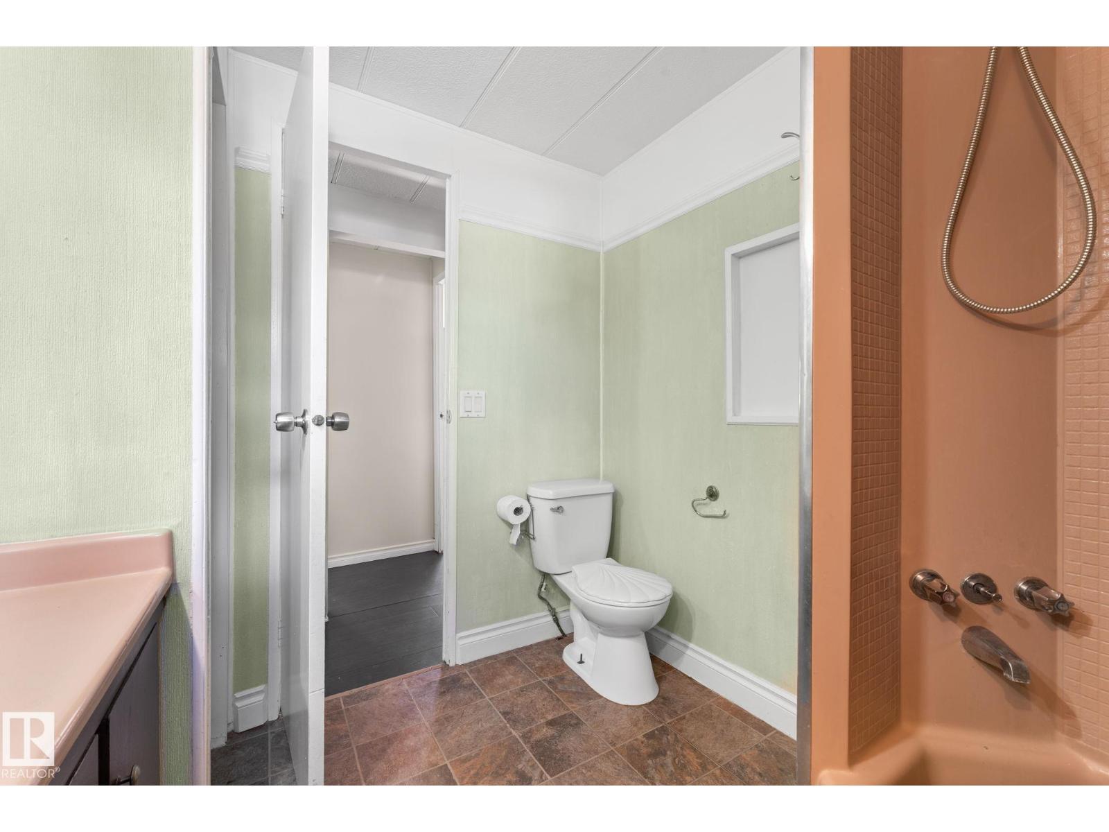 4508 50A AV — photo 25