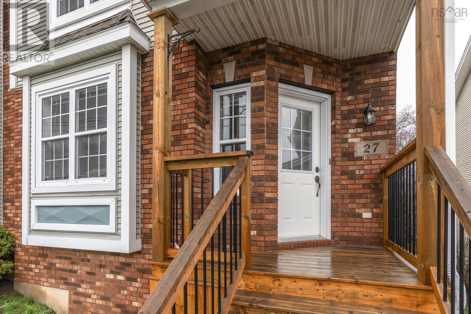 27 Fleetview Drive - Image 2