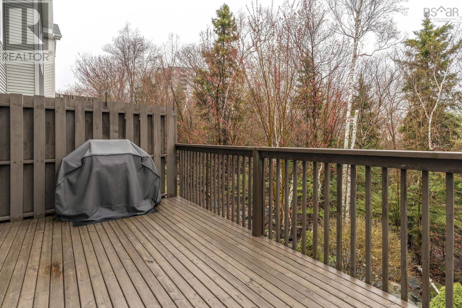 27 Fleetview Drive - 45