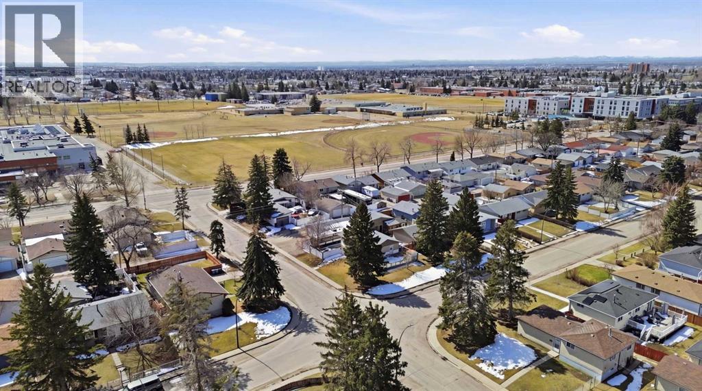 827 Forlee Drive SE - 38