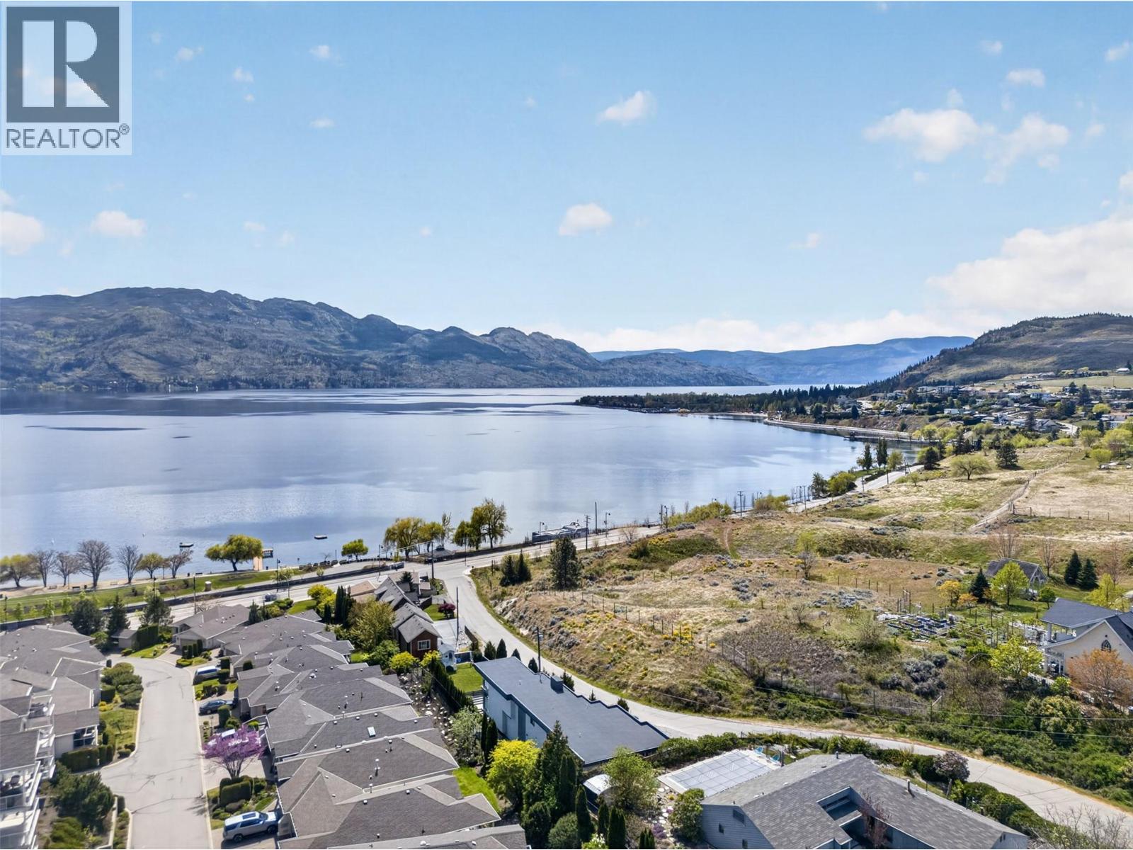 3859 Carrall Road - 4