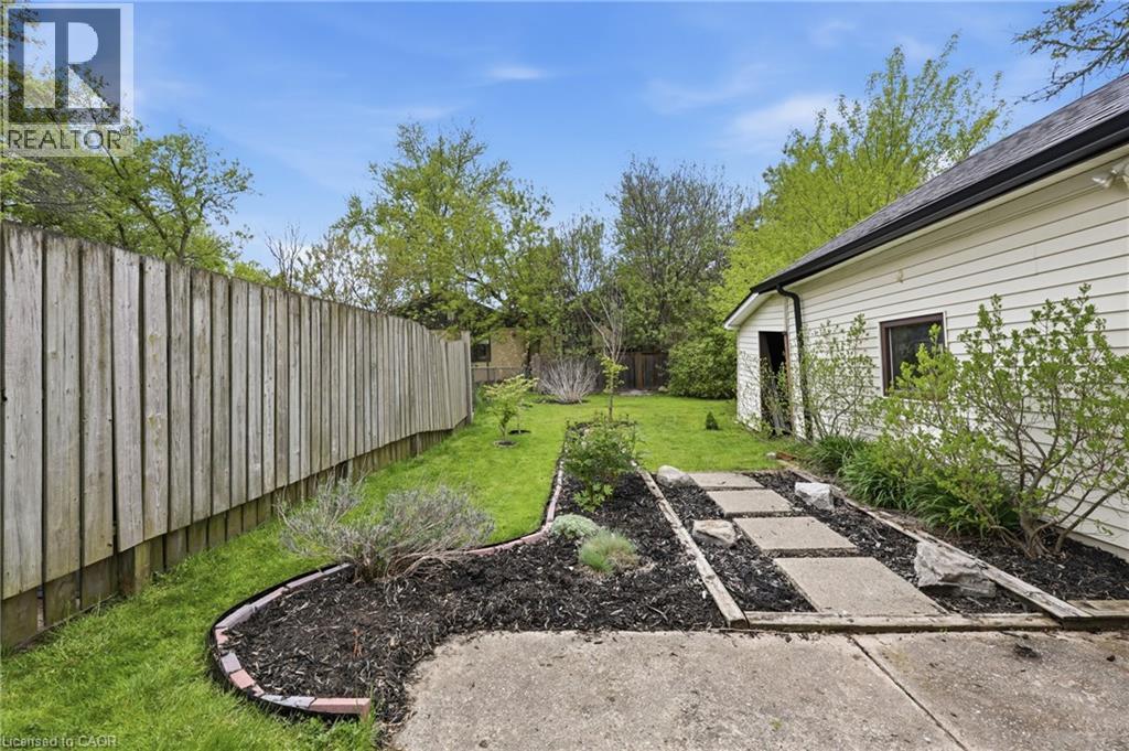21 BERRYMAN Avenue - 35