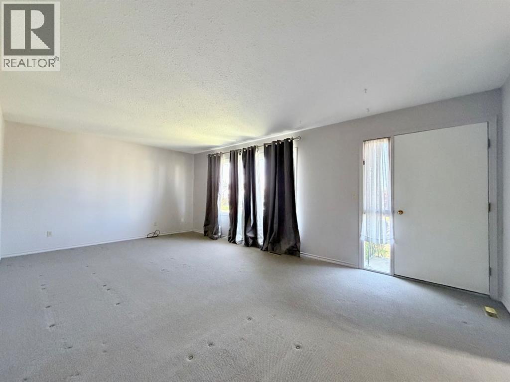5107 46 Avenue - photo 3