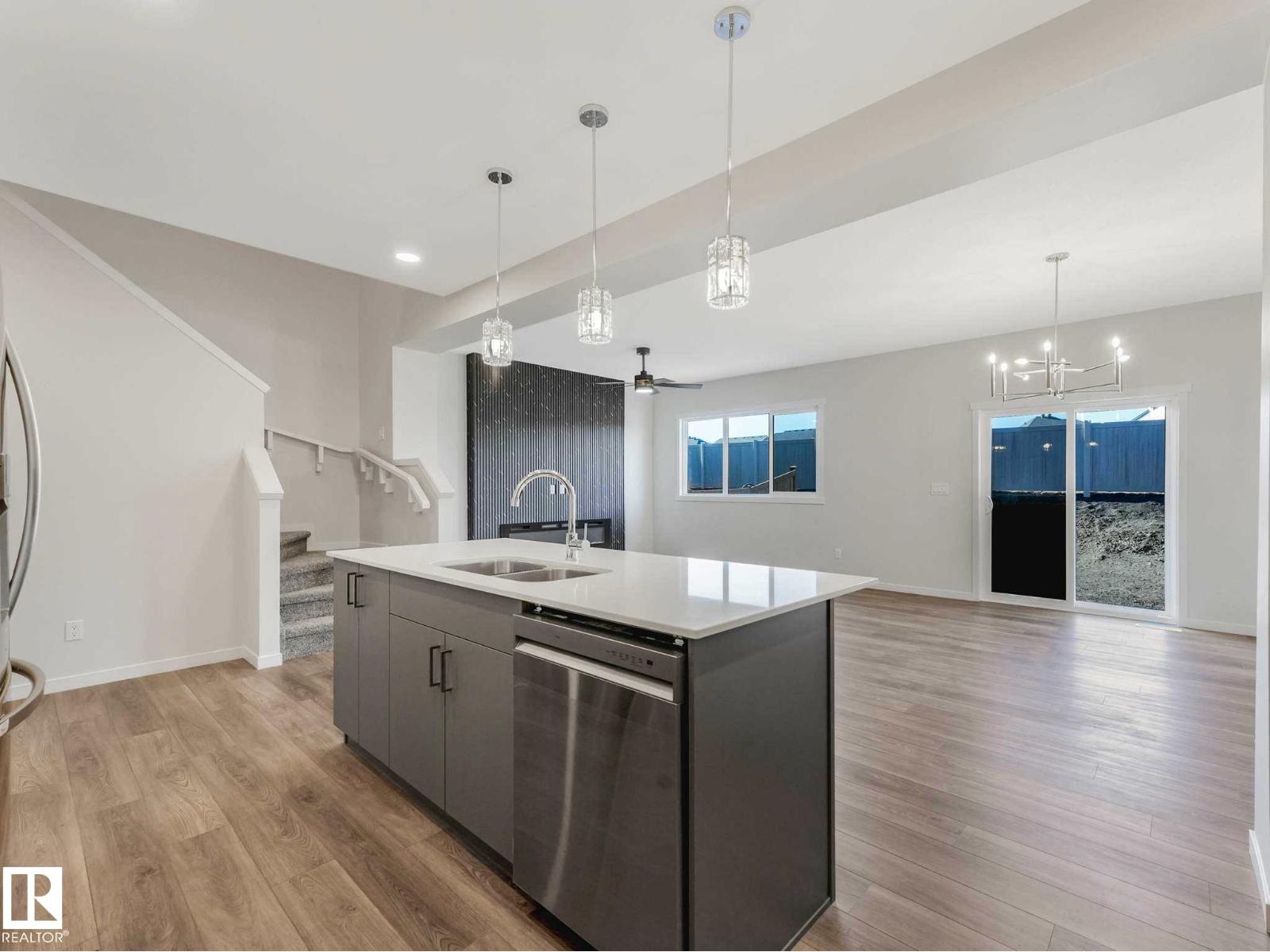 20723 24 AV NW - 19