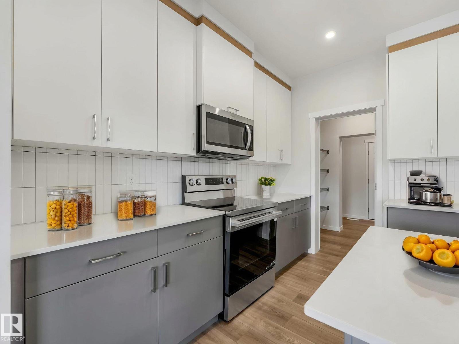 20723 24 AV NW - 21