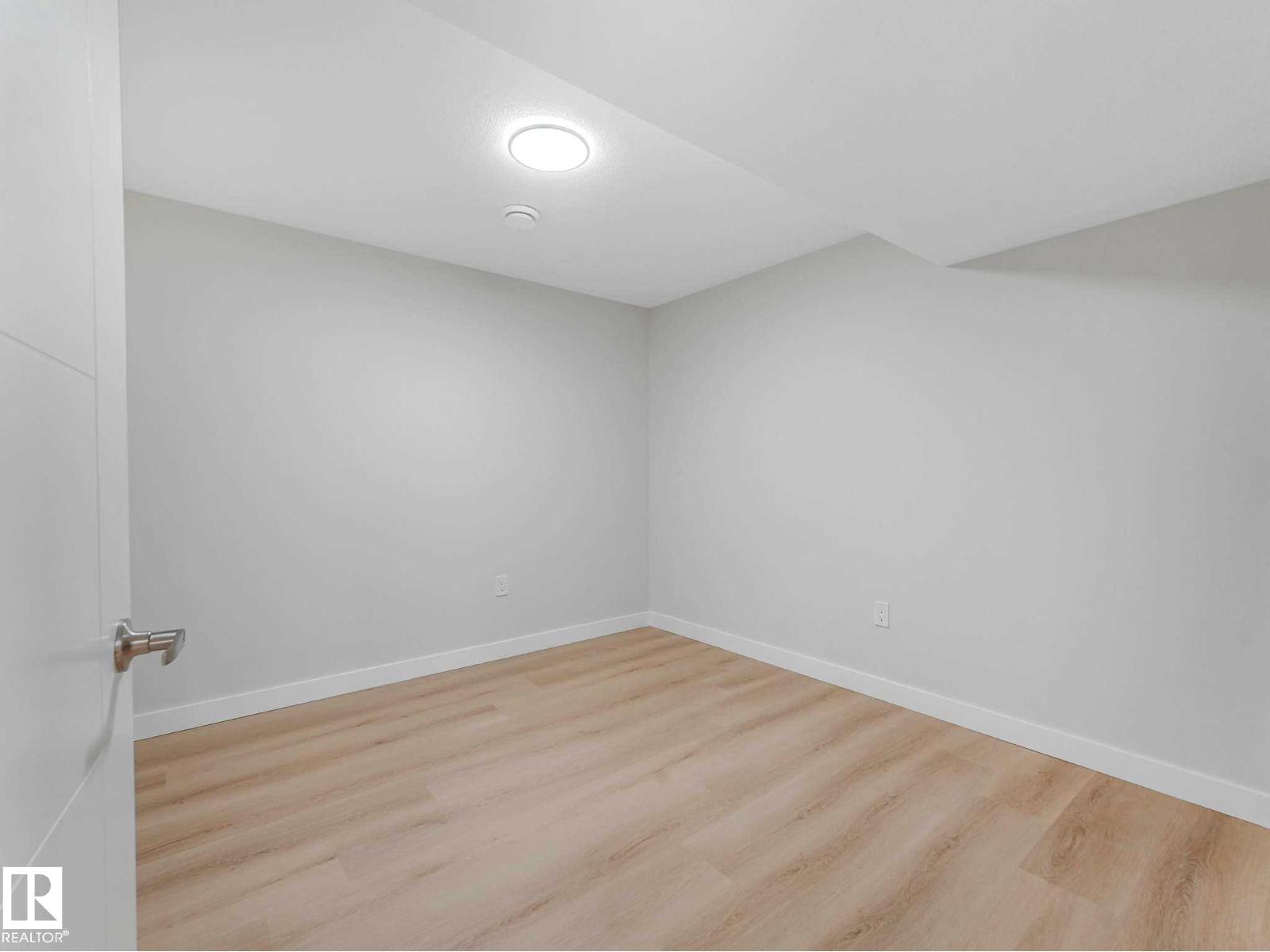 20723 24 AV NW - 53