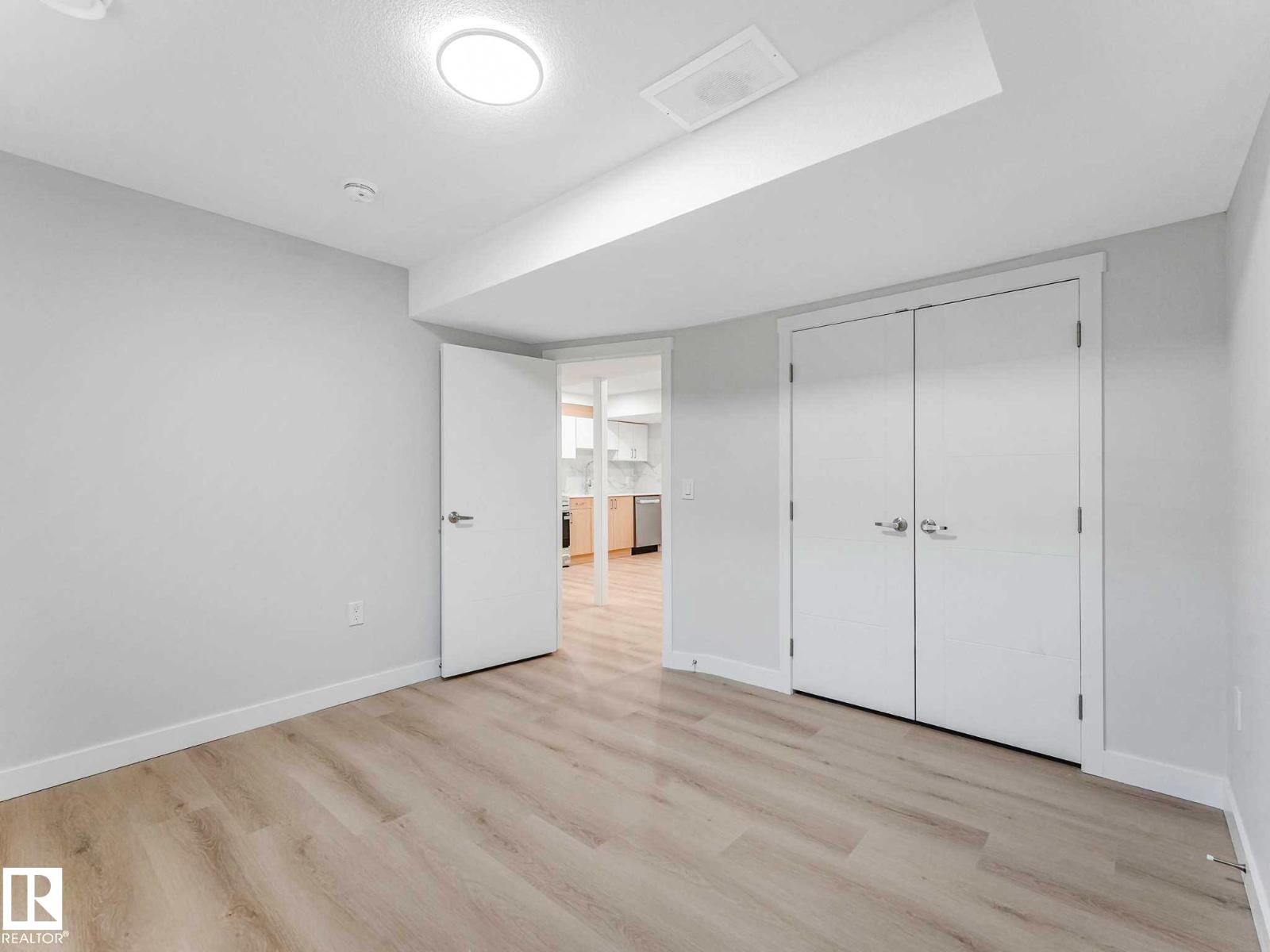 20723 24 AV NW - 57