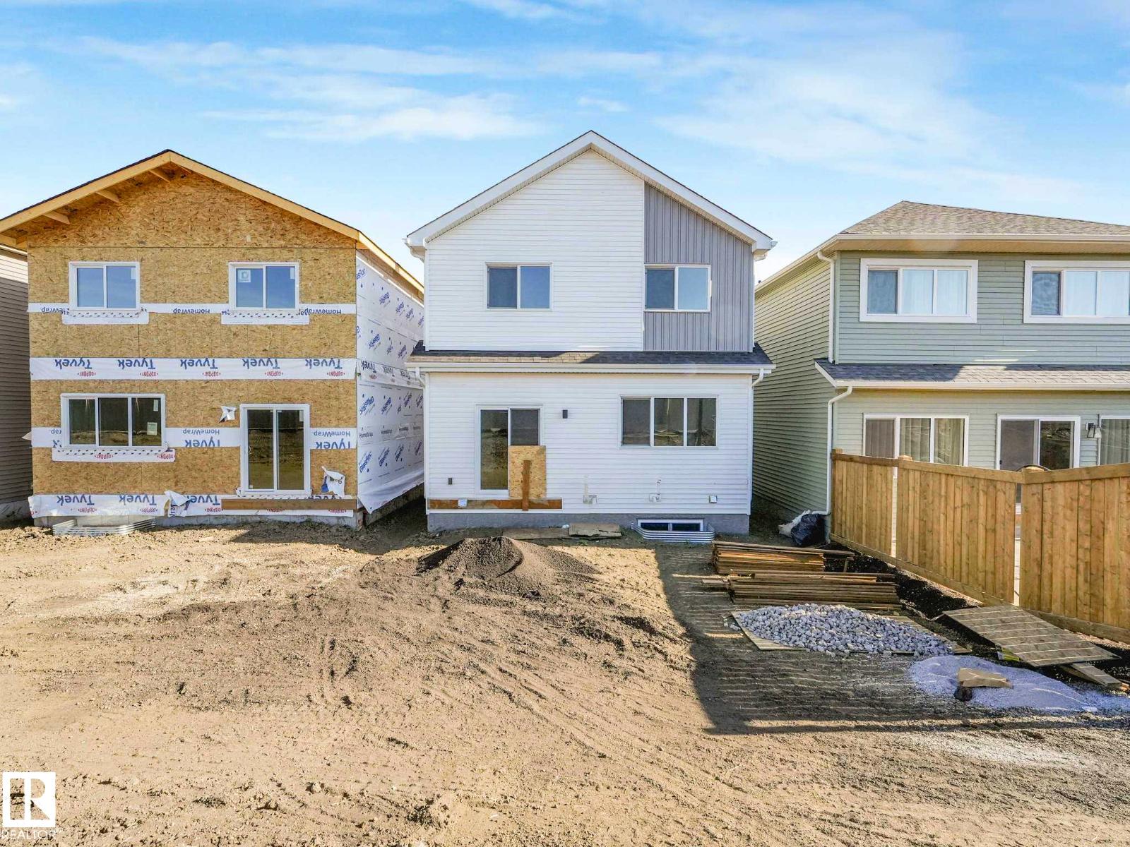 20723 24 AV NW - 64
