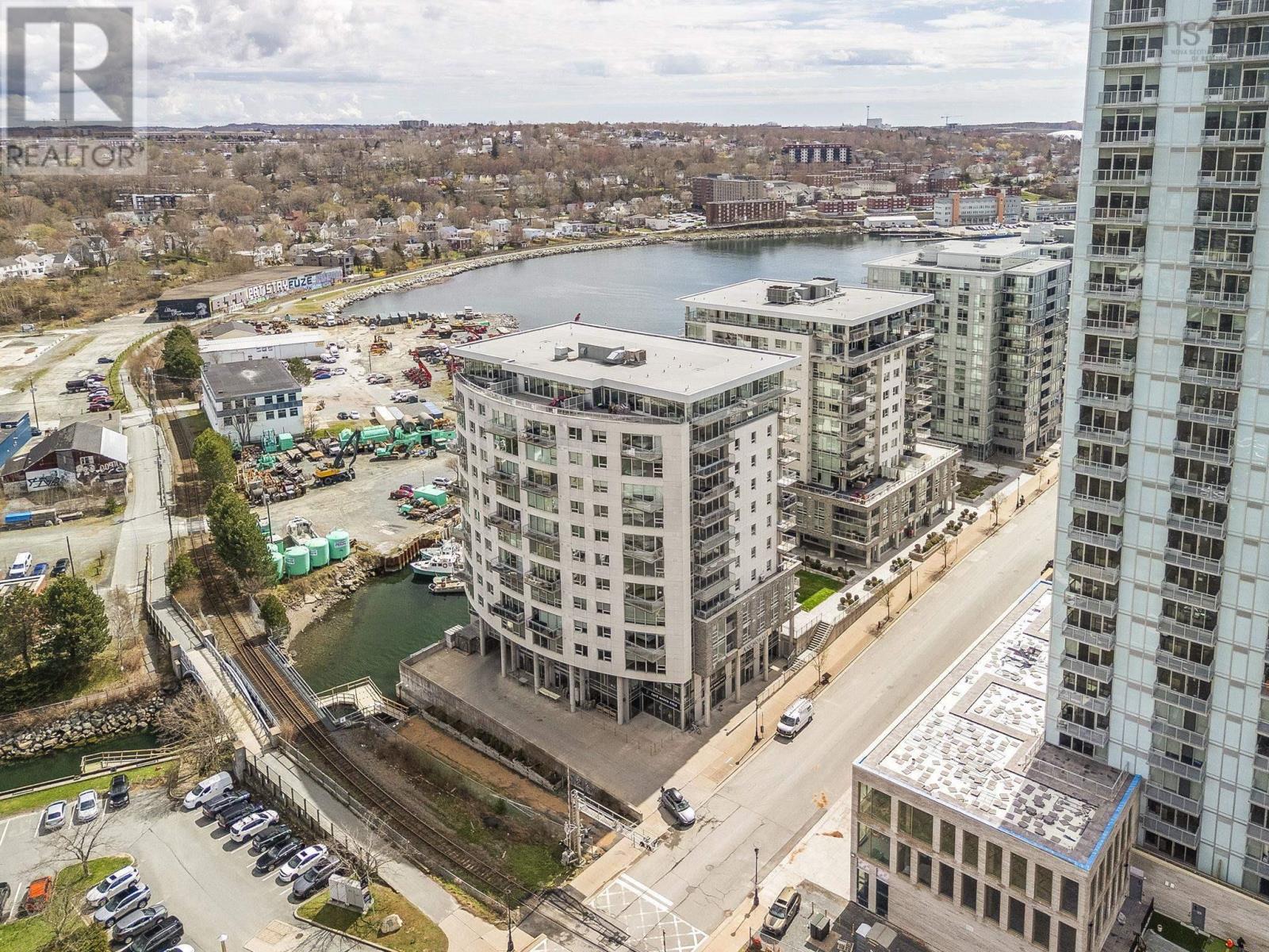 #1007 15 Kings Wharf Place - 48