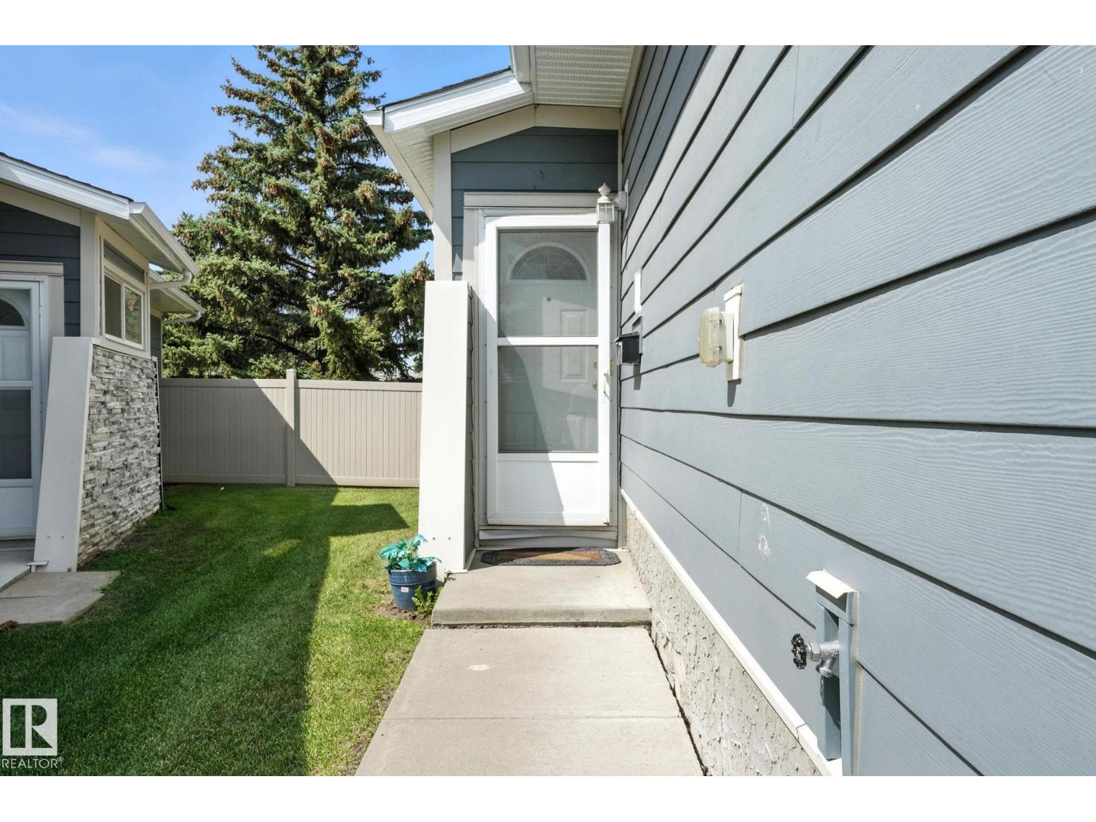 9963 171 Ave NW - 4
