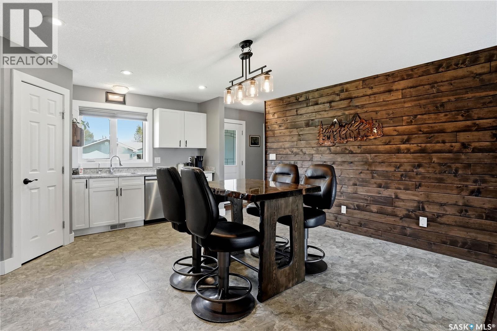 201 Silton STREET - 5