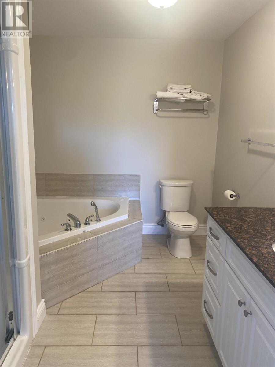 67 Schoolhouse Lane - 27