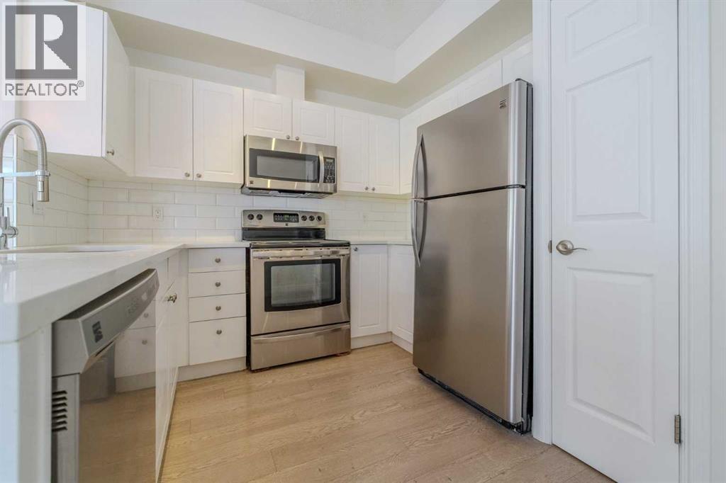 #305 923 15 Avenue SW - 18