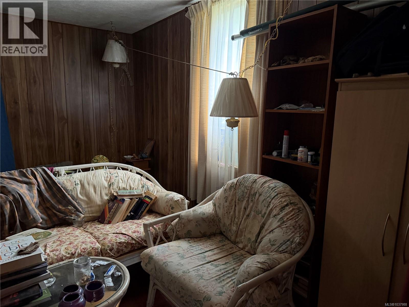 7385 Market St, Port Hardy