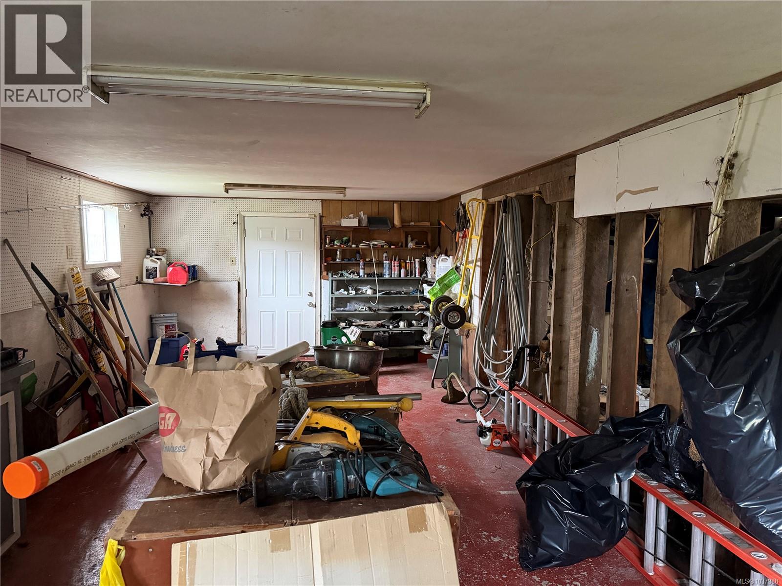 7385 Market St, Port Hardy