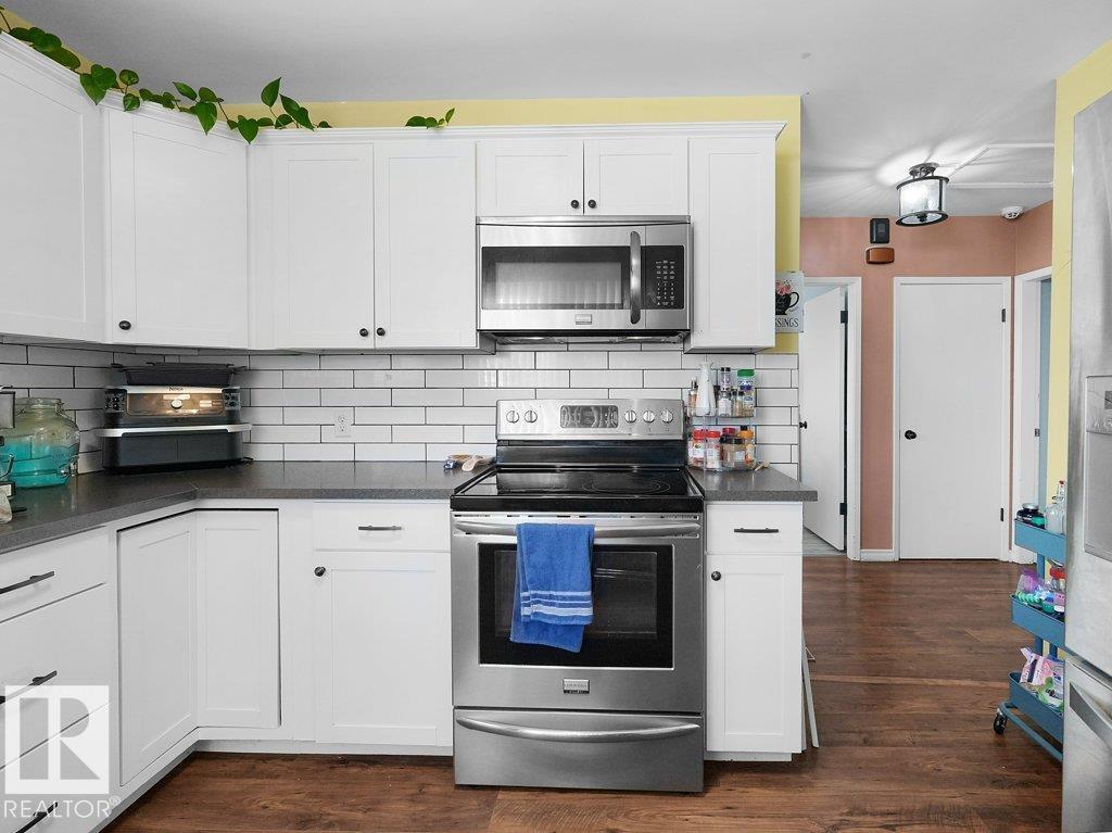 6324 132 AV NW - 9
