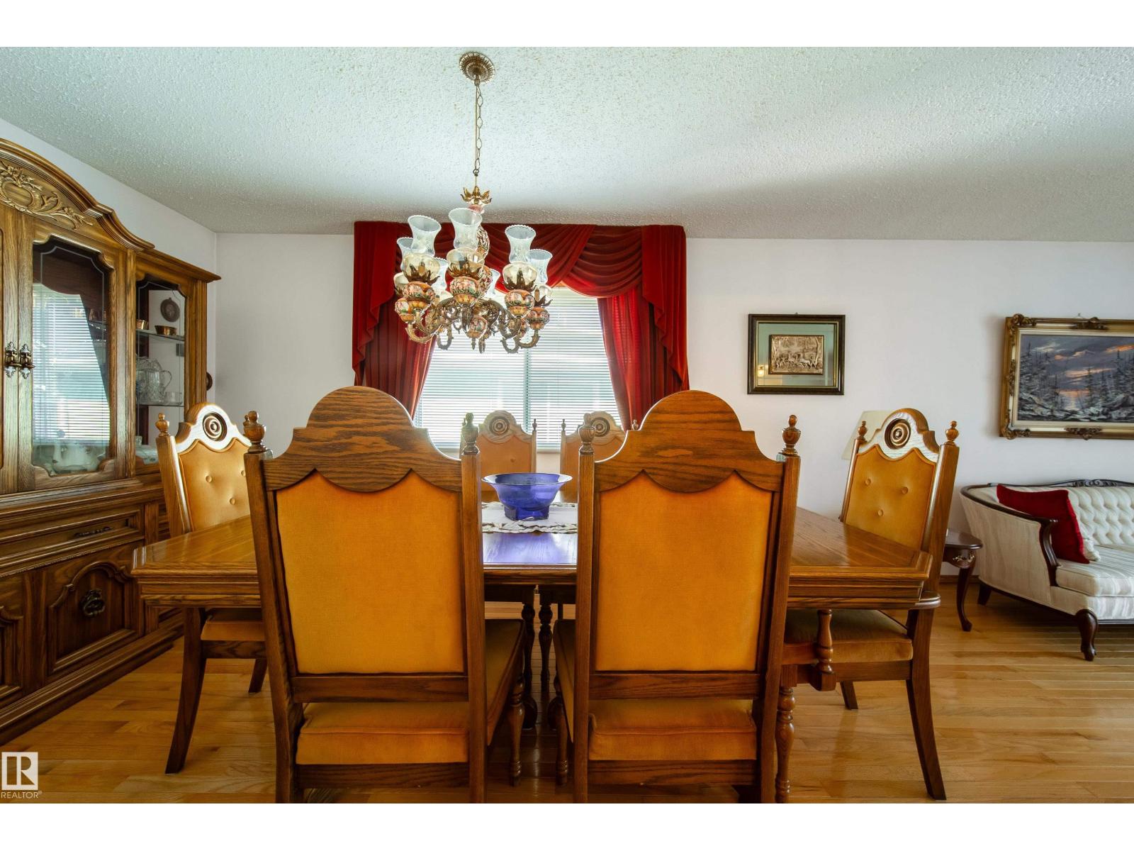 8509 39B AV NW - 11